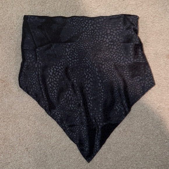 Jacquard Black Bandana Top / Medium - Picture 1 of 4